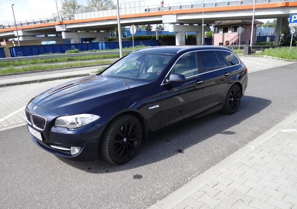 BMW Seria 5 cena 68000 przebieg: 248000, rok produkcji 2012 z Skierniewice małe 562